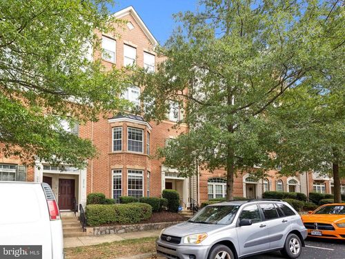 2576 Eastbourne Dr, WOODBRIDGE, VA, 22191-4059 | Card Image