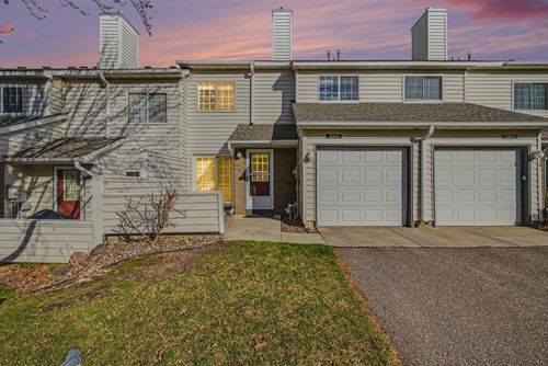 12862 Echo Ln, Apple Valley, MN, 55124-8673 | Card Image