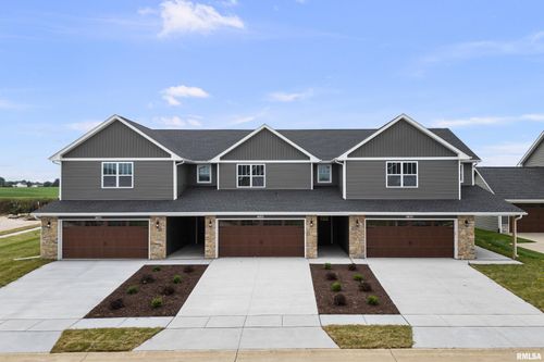 7146 Grove Xing, Bettendorf, IA, 52722-1298 | Card Image