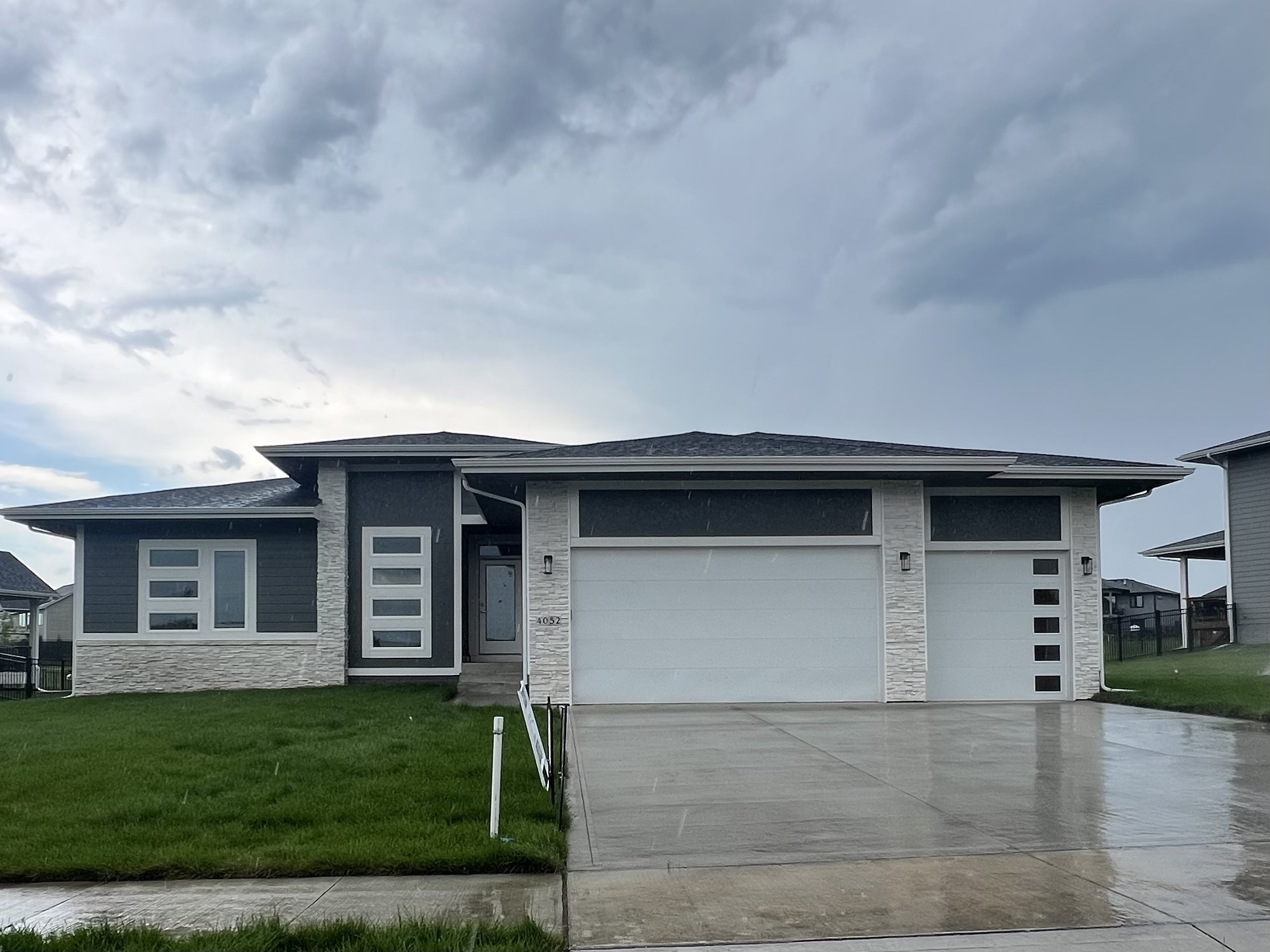 175th St, Clive, IA 50325