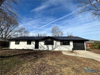 1112 Brookside Drive, House other with 3 bedrooms, 1 bathrooms and 1 parking in Findlay OH | Image 1