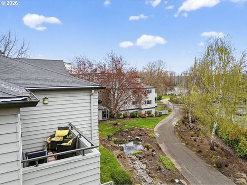 304-4970 S Landing Dr, Portland, OR, 97239-5900 | Card Image