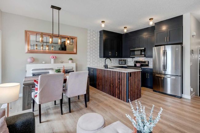 140 - 2802 Kings Heights Gate Se, Townhouse with 3 bedrooms, 4 bathrooms and 2 parking in Airdrie AB | Image 11