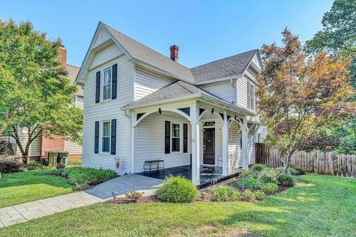 428 N Broad St, Salem, VA, 24153 | Card Image