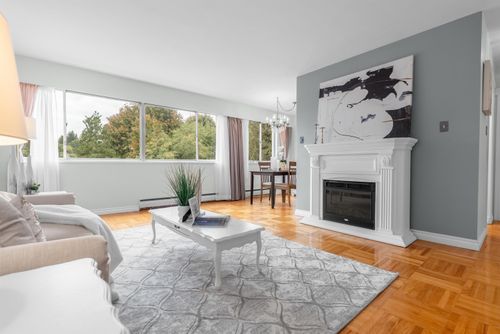 402-1750 Esquimalt Ave, West Vancouver, BC, V7V1R8 | Card Image