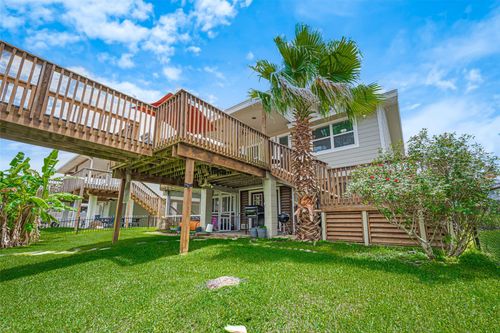 1016 Redfish St, Bayou Vista, TX, 77563-2710 | Card Image