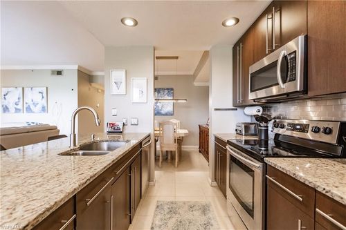 438-8331 Whiskey Preserve Cir, FORT MYERS, FL, 33919-8785 | Card Image