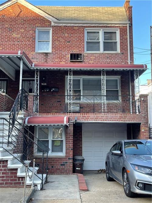 33 Avenue V, Brooklyn, NY, 11223-4201 | Card Image