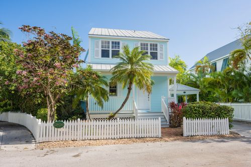 243 Golf Club Dr, Key West, FL, 33040-7940 | Card Image