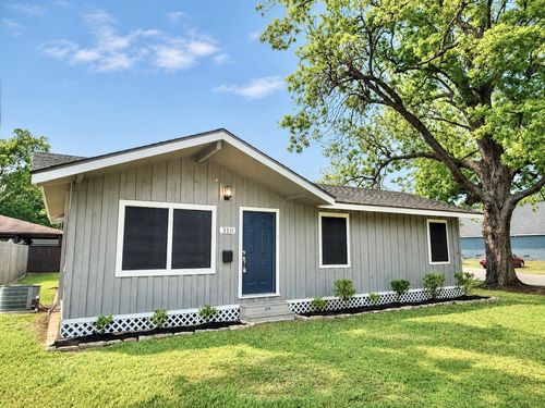 310 S Shanks St, Clute, TX, 77531-4623 | Card Image
