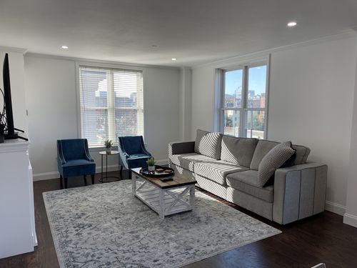 apt-302-73 Chelsea St, Boston, MA, 02129-2052 | Card Image
