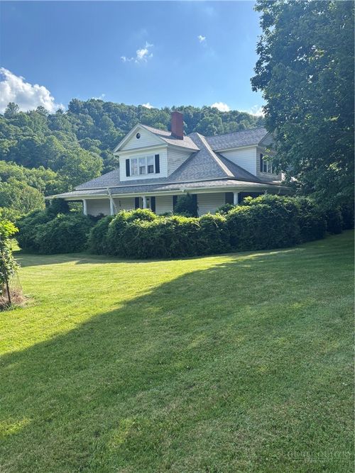 2653 Old Bridle Creek Dr, Independence, VA, 24348-4173 | Card Image