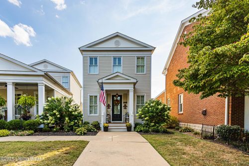 9214 Featherbell Blvd, Prospect, KY, 40059-7555 | Card Image