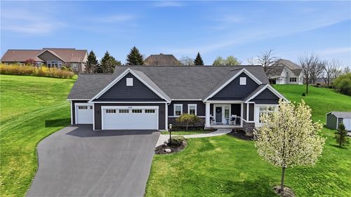 4986 W Ridge Run, Canandaigua, NY, 14424-2700 | Card Image