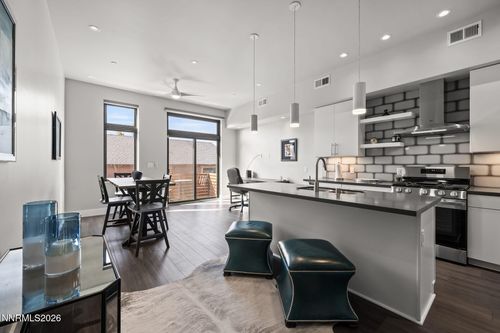 104 High St, Reno, NV, 89502-1170 | Card Image