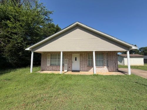 821 N Hillcrest St, Clarksville, AR, 72830-2327 | Card Image