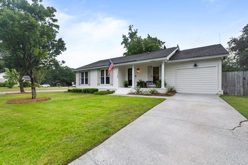 1107 Port Harbor Ct, Mount Pleasant, SC, 29464-4227 | Card Image