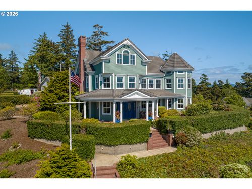 930 Nw Highland Dr, Waldport, OR, 97394-9666 | Card Image