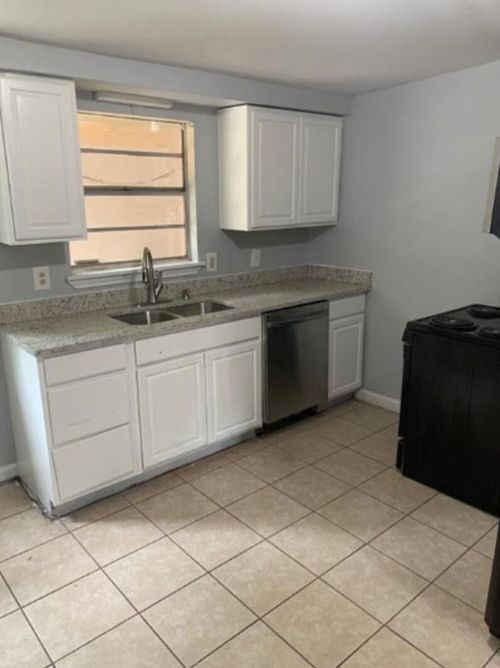 b-1013 Hackberry Street, San Marcos, TX, 78666 | Card Image