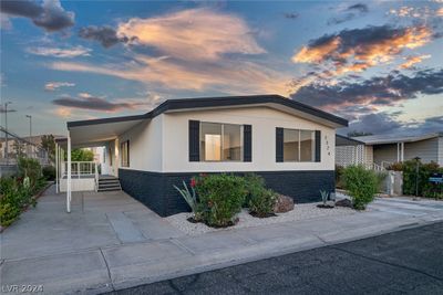 3324 Lost Hills Drive, House other with 4 bedrooms, 2 bathrooms and null parking in Las Vegas NV | Image 3