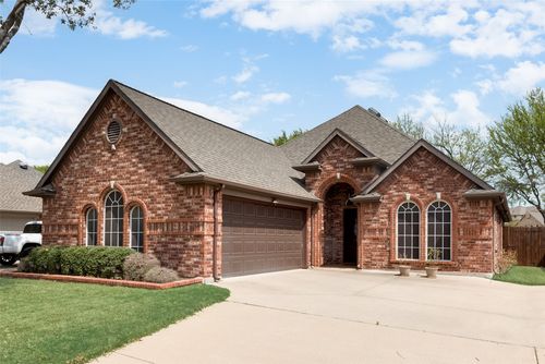 1724 Chatham Ln, Keller, TX, 76248-8280 | Card Image