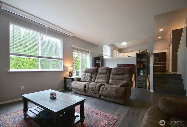 another view of the family room. | Image 18