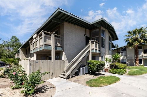 apt-134-1800 E Old Ranch Rd, Colton, CA, 92324-4666 | Card Image