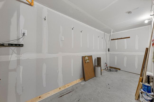 40 Storage_lower.jpg | Image 41