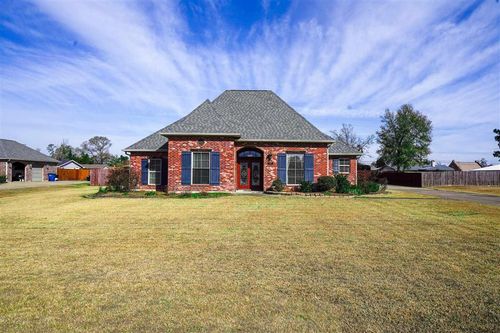 1908 Chardonnay Dr, Lake Charles, LA, 70611-3965 | Card Image