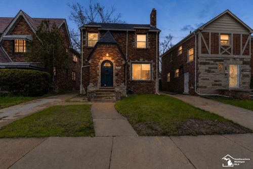 16642 Monte Vista St, Detroit, MI, 48221-2862 | Card Image
