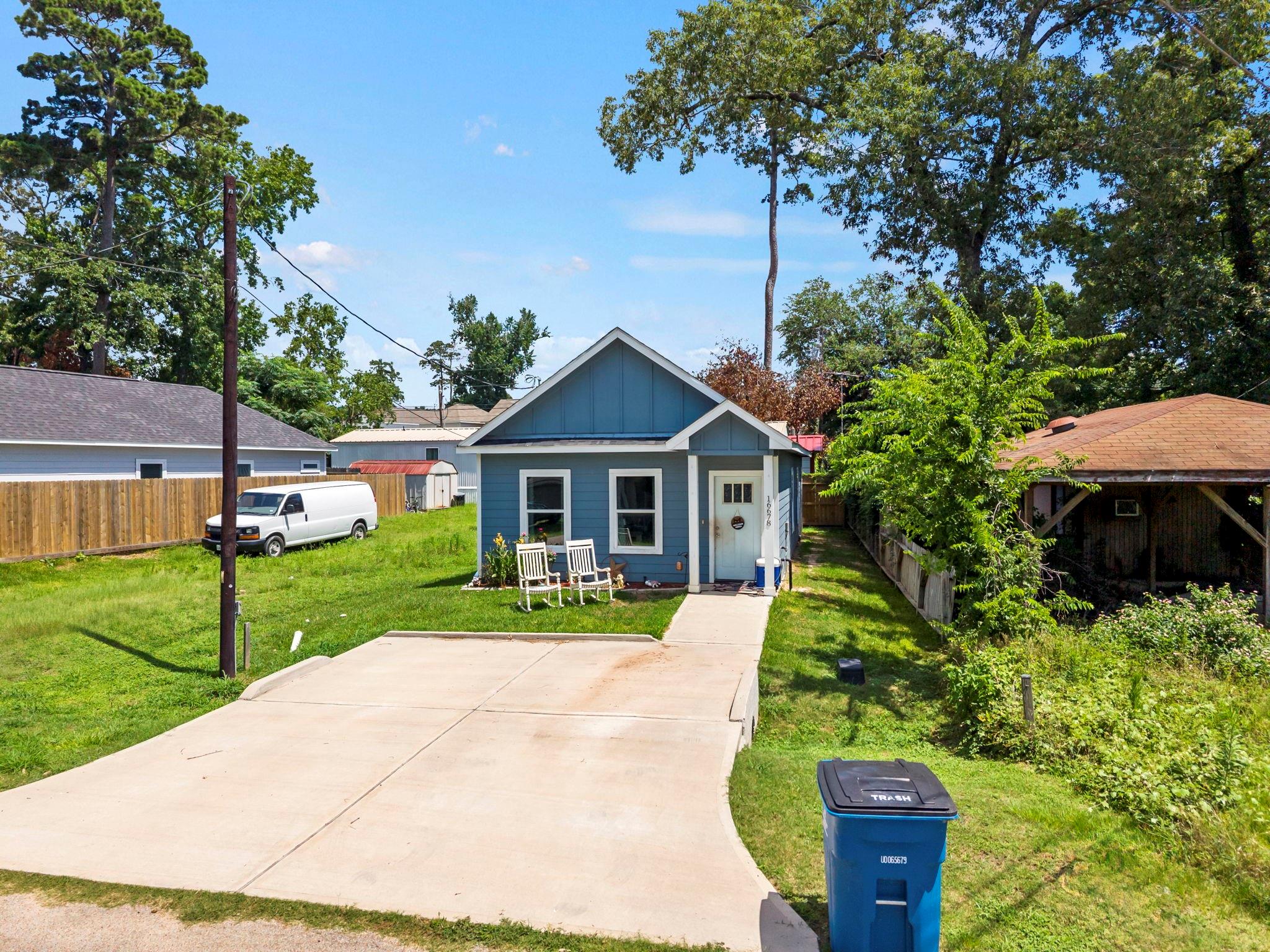 Residential in Montgomery 3