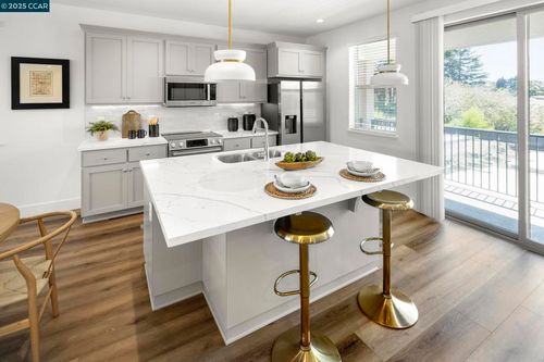 2806 Chattleton Ln, San Pablo, CA, 94806-3753 | Card Image