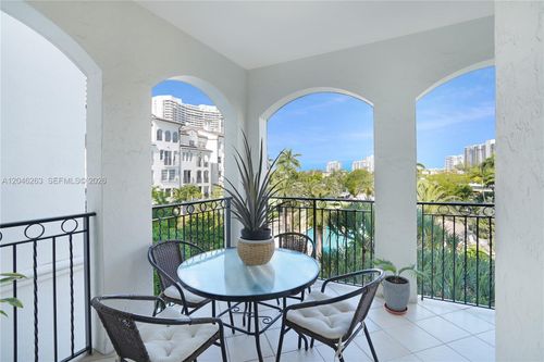 c307-3700 Island Blvd, Aventura, FL, 33160-4931 | Card Image