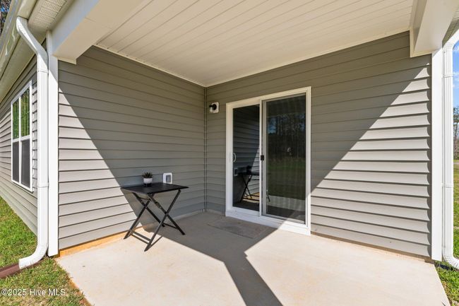 409 King Creek Dr, House other with 3 bedrooms, 2 bathrooms and 2 parking in Havelock NC | Image 25