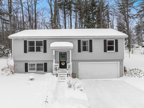 852 Eden St, Kingsley, MI, 49649-9470 | Card Image