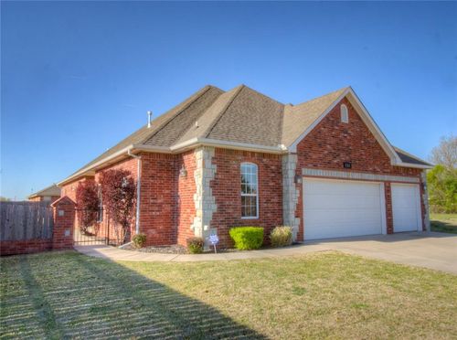 324 Shrill Street, Norman, OK, 73071 | Card Image