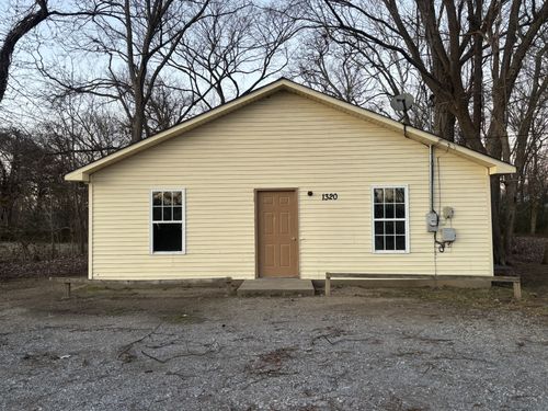 1320 Hornbrook St, Dyersburg, TN, 38024-4306 | Card Image