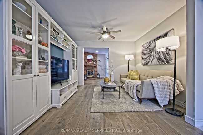 26 Scribner Crt, House other with 4 bedrooms, 3 bathrooms and 4 parking in Brampton ON | Image 6