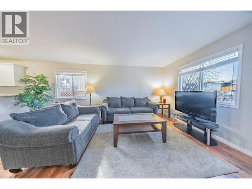 10209 103 Ave, Fort St John, BC, V1J2H7 | Card Image