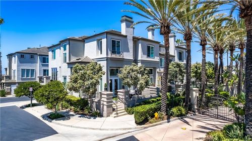 19281 Surf Dr, Huntington Beach, CA, 92648 | Card Image