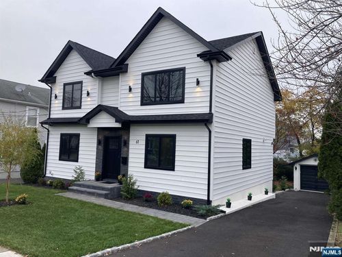 61 Pomona Ave, Fair Lawn, NJ, 07410-1315 | Card Image