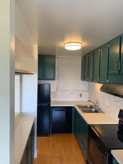 9 Janet Way, Tiburon, CA, 94920-2151 | Card Image