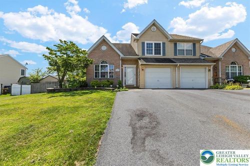 2274 Briarwood Dr, COPLAY, PA, 18037-2260 | Card Image