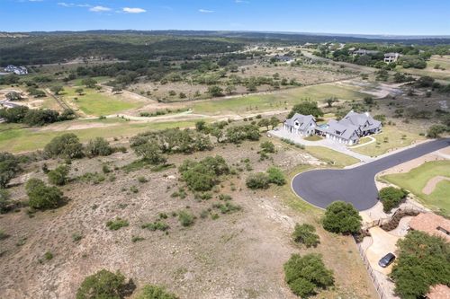 1117 Saddlebrook Canyon Ct, Spicewood, TX, 78669 | Card Image