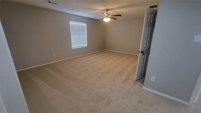 Game/Family Room Upstairs | Image 14
