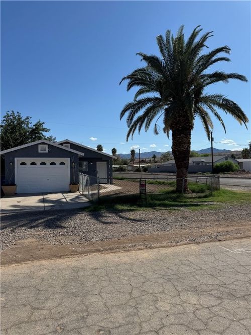 254 Riverwood Ln, Bullhead City, AZ, 86442-4754 | Card Image