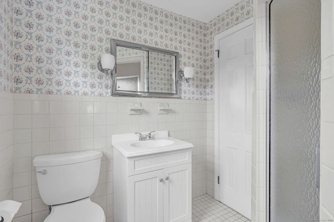 17 Pheasant Run, House other with 4 bedrooms, 3 bathrooms and null parking in Wethersfield CT | Image 35