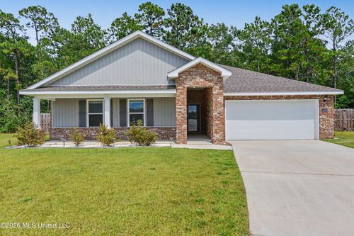 15301 Leighwood Ln, Biloxi, MS, 39532-7439 | Card Image