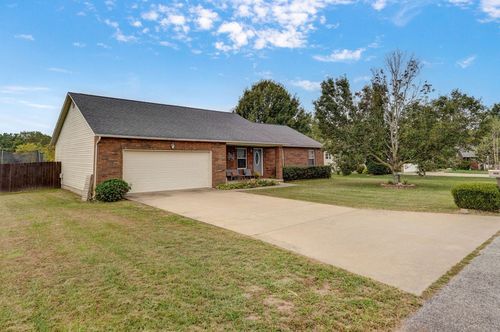 1161 Robins Nest Hl, Mount Vernon, MO, 65712-9203 | Card Image