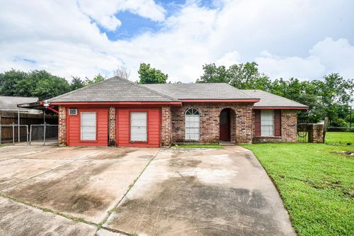 12610 Plum Meadow Lane, Houston, TX, 77039 | Card Image